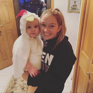 Meet your Posher, Alecia